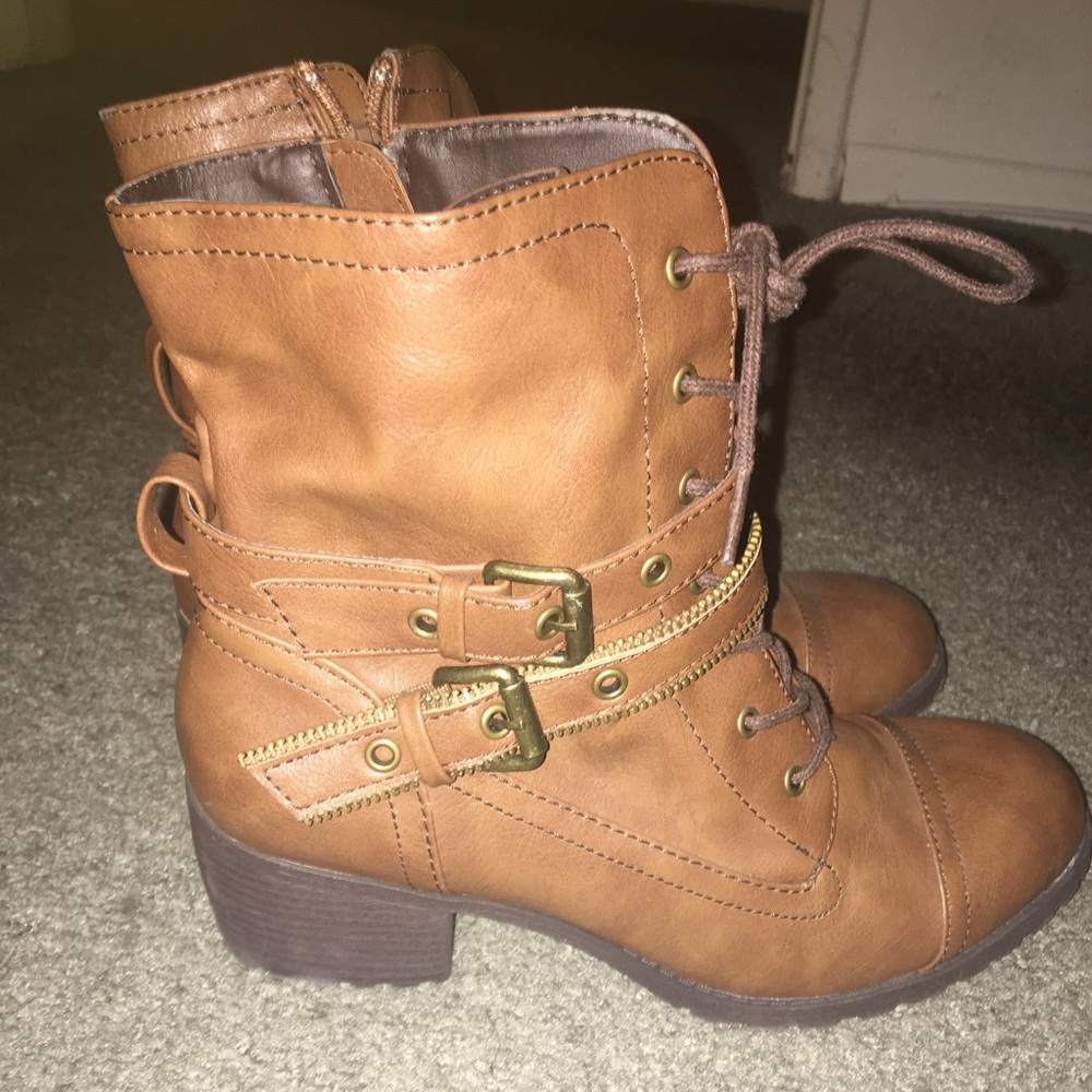 Retro fashion boots
